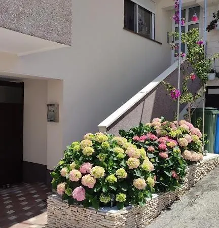 In Brodarica With Sea View, Balcony, Air Conditioning, Wifi 5183-2 * שיבניק