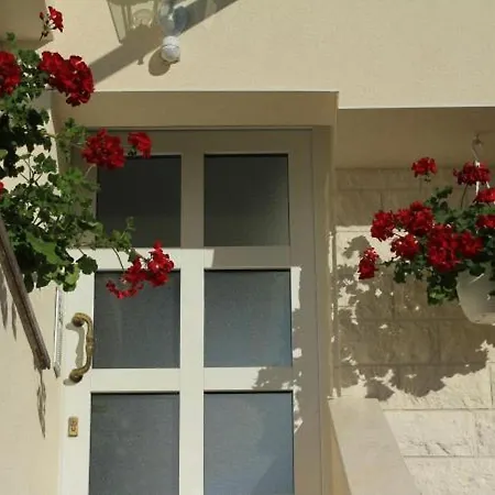 Apartment In Brodarica With Sea View, Balcony, Air Conditioning, Wifi 5183-2