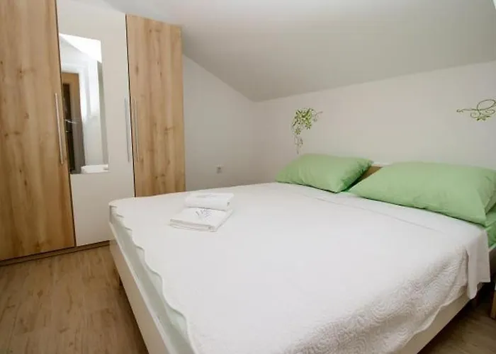 In Brodarica With Sea View, Balcony, Air Conditioning, Wifi 5183-2 *